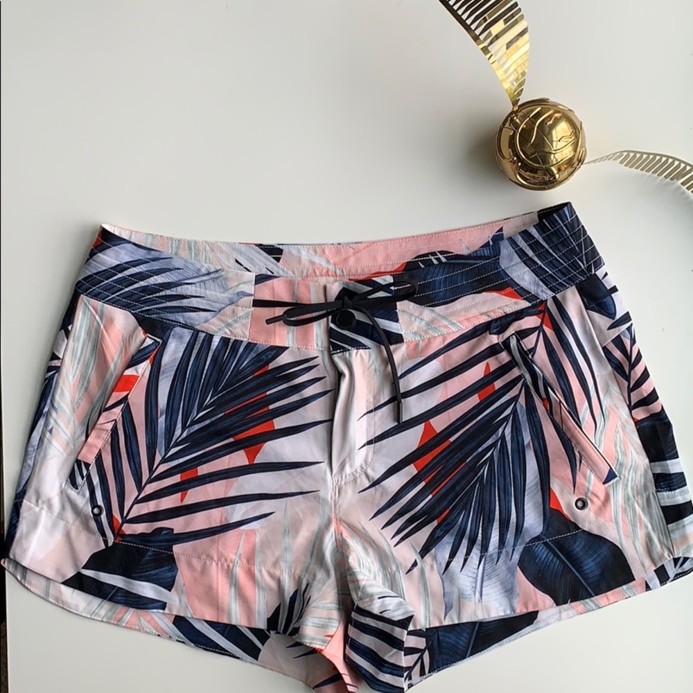 Women’s Athleta Palm Print Board Shorts